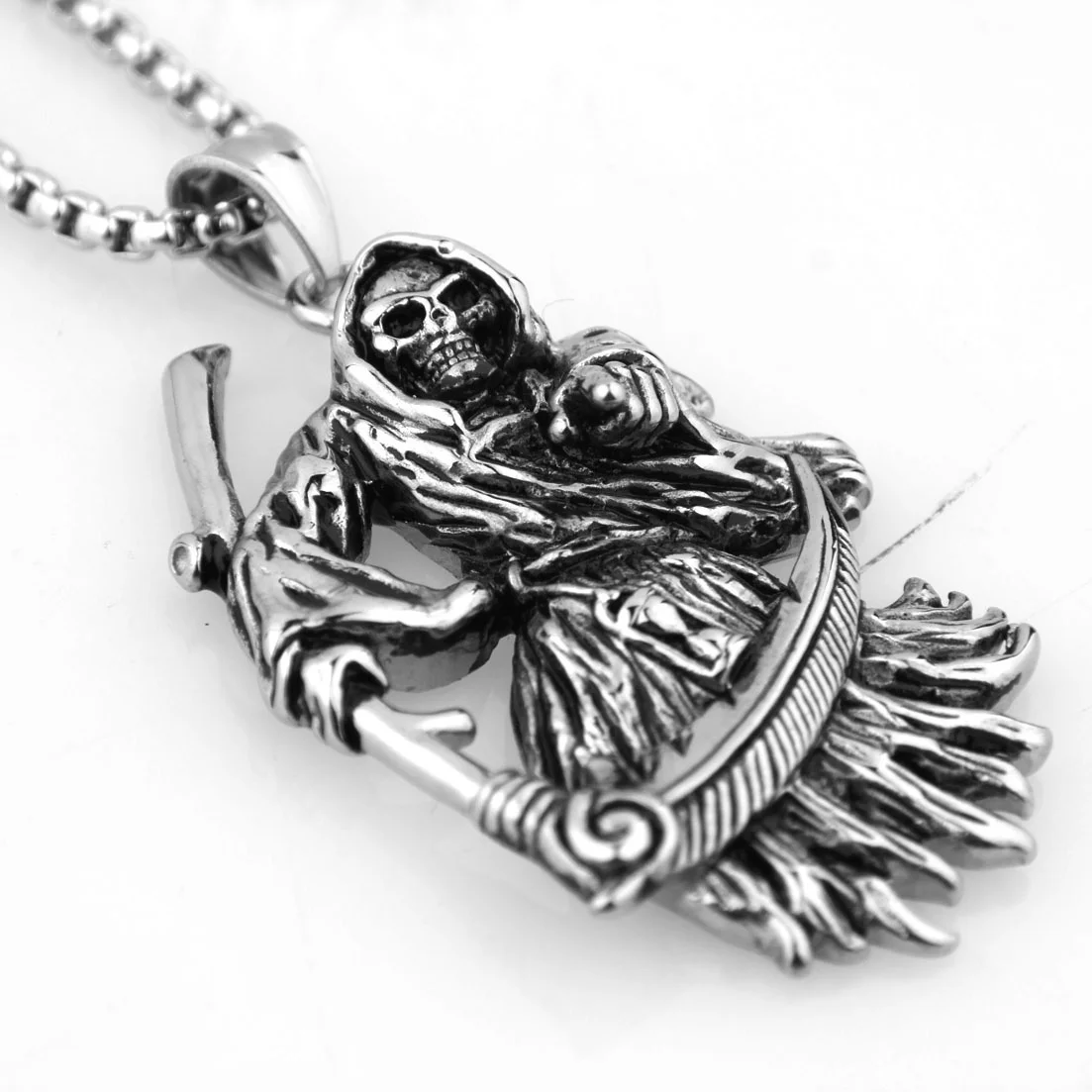 Vintage Men Stainless Steel Pendant Punk Skull Souls Sickle Necklace Pendant Chain Jewelry Accessories