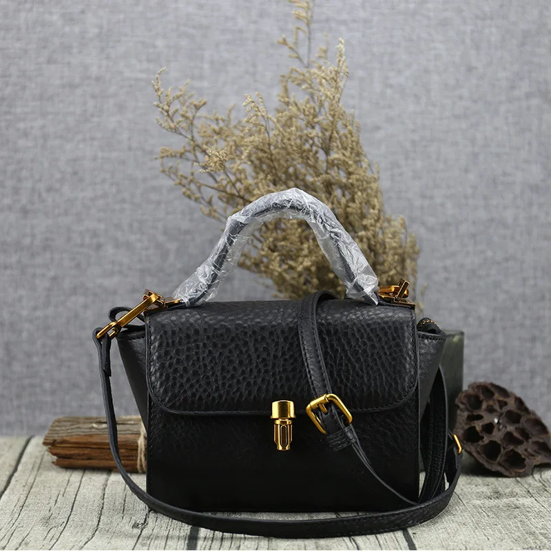 

Fashion luxury Women Crossbody Bag Black Soft Genuine Leather Shoulder Bag Patchwork Messenger Bag Small Flap Bag for Girls