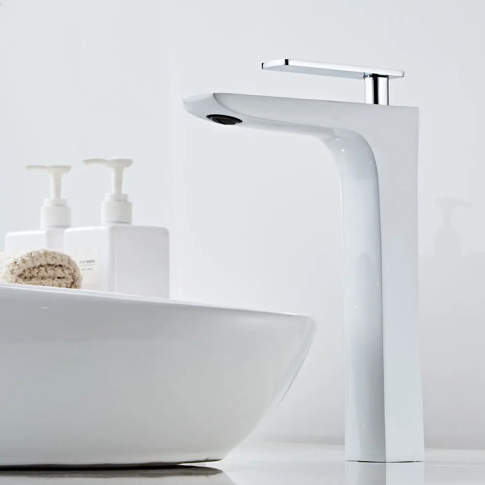 Luxury Bathroom Basin Faucet Single Lever Hot and Cold Water Basin Mixer Tap Bathroom Sink Faucet for Bathroom Accessory