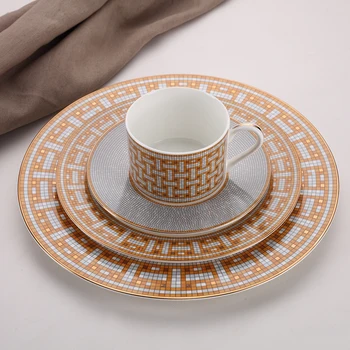

High-grade Ceramic Coffee cup European-style dinnerware cup saucer set Western dishes tea cup coffee mug home dinner plate