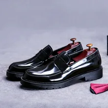 

2022 Men Summer New Patent Leather Shoes Wedding Shoes Handmade Leather Shoes Mens Black Casual Increase British Lace-Up Oxfrods
