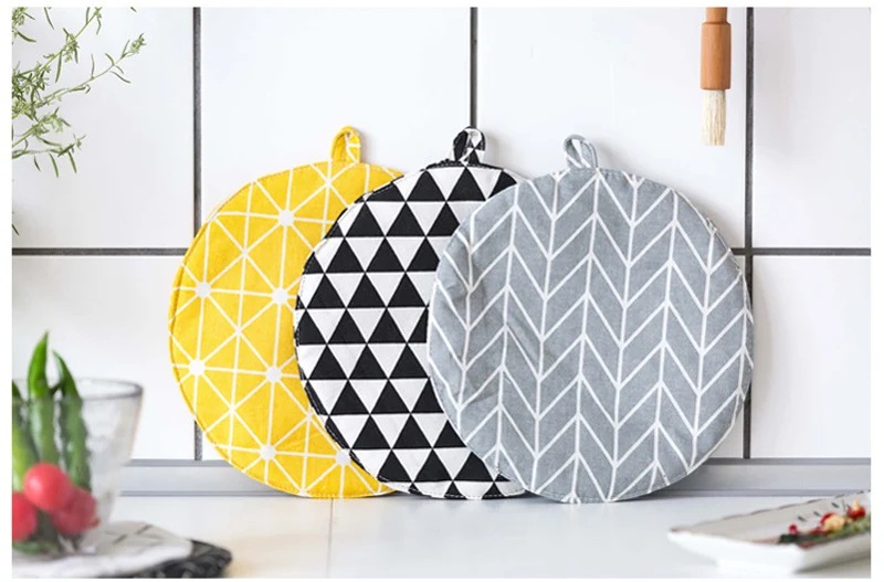 10377546102_1254128675