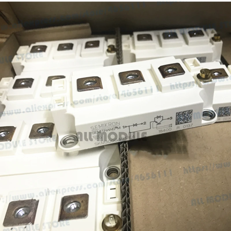 SKM200GAR12E4 SKM300GAR12E4 SKM400GAR12E4 SKM400GAL12E4 SKM400GAL17E4 SKM200GAL12E4 Новый и оригинальный модуль |