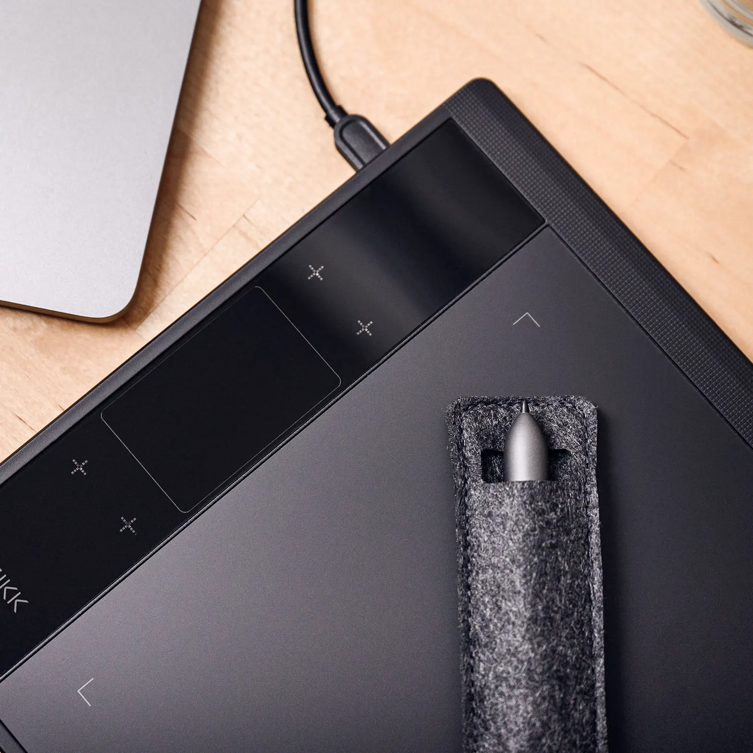 VEIKK A30 10X6 Inch Graphic Tablets Digital Pen Tablet Phone Drawing Tablet with Tilt OTG Battery-Free Stylus for Android Window 21 VEIKK A30 10X6 Inch Graphic Tablets Digital Pen Tablet Phone Drawing Tablet with Tilt OTG Battery-Free Stylus for Android Window 16