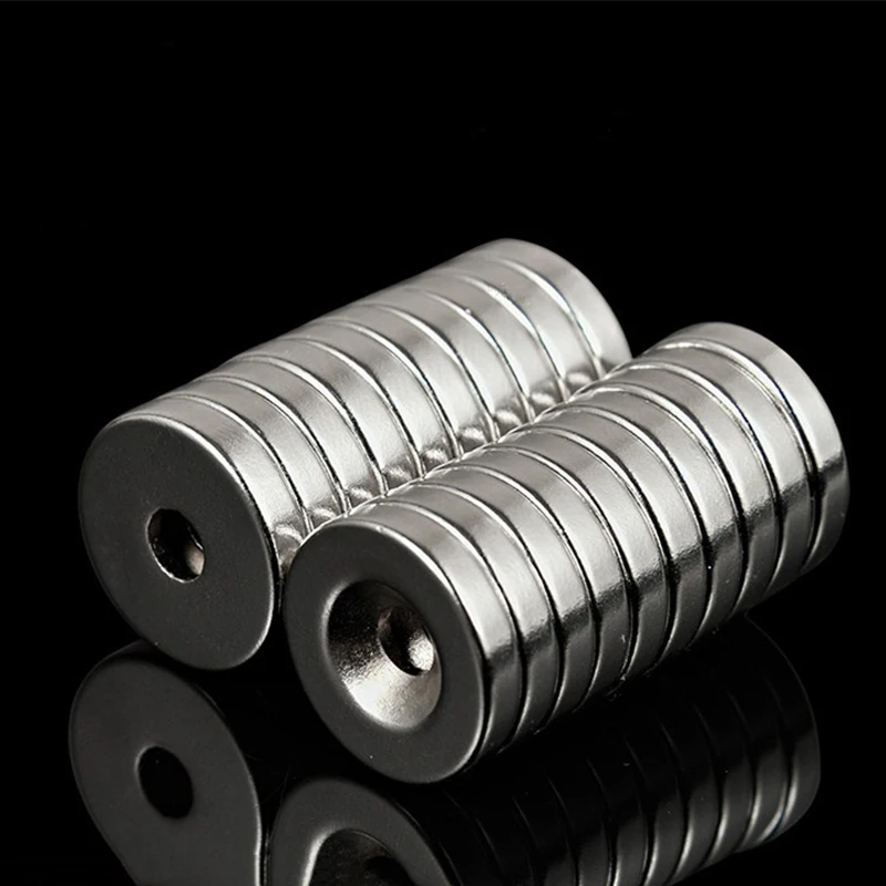 

FIXFANS 10x3mm Small Round Magnets Ring with 3mm Hole Multi-Use Mini Magnetic Neodymium Rings for Screwdriver Tips Bits