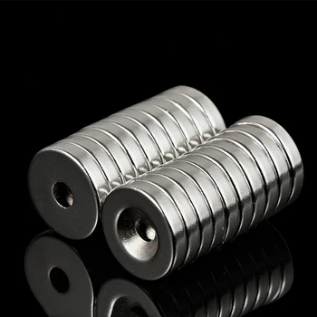 

FIXFANS 10x3mm Small Round Magnets Ring with 3mm Hole Multi-Use Mini Magnetic Neodymium Rings for Screwdriver Tips Bits