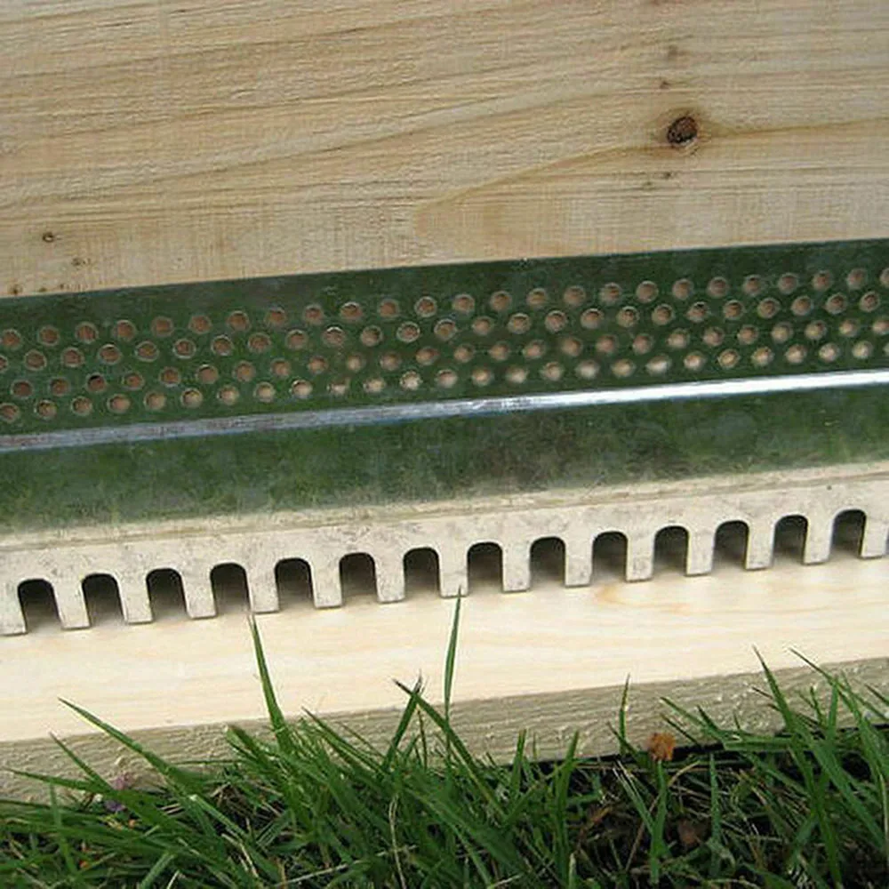 

1Pcs Silver Metal Bee Hive Mouse Sliding Travel Gate Beekeeping Tool Equipment