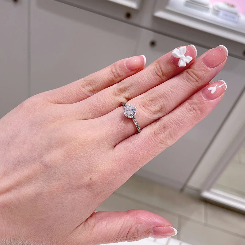 925 Sterling Silver Clear Sparkling 