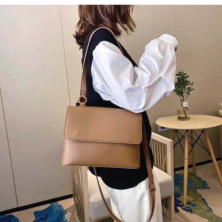 iVog New Arrival Everyday Female Small Shoulder Messenger Handbag Geometric vuiton Black Hand Bags for Women