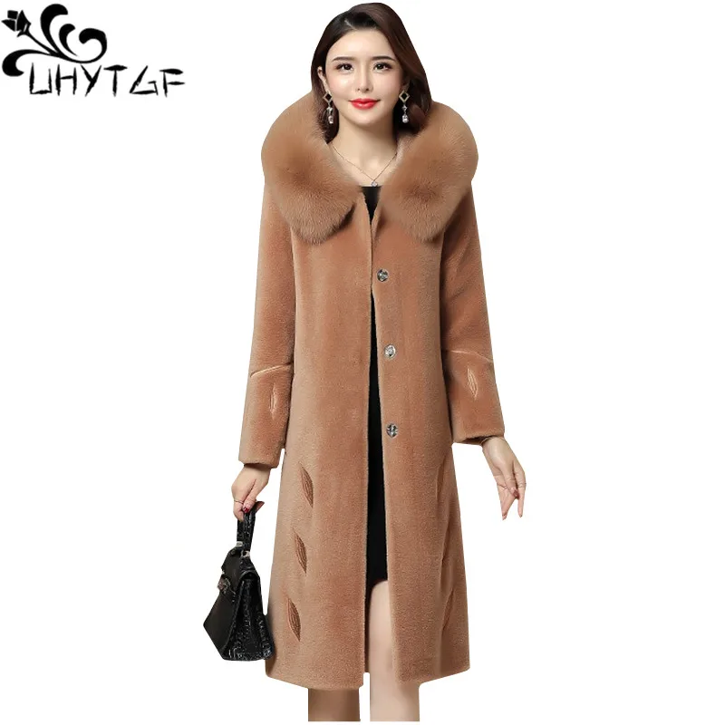UHYTGF Quality Sheep sheared fur coat female fox fur hooded warm winter fur coat fashion embroidered 4XL plus size top women1021