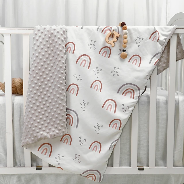 Couverture de bébé douce Minky avec double couche, support pointillé,  mignon, imprimé arc-en-ciel, emmaillotage pour bébé, gris, couvertures  reçues, 30x40 pouces - AliExpress