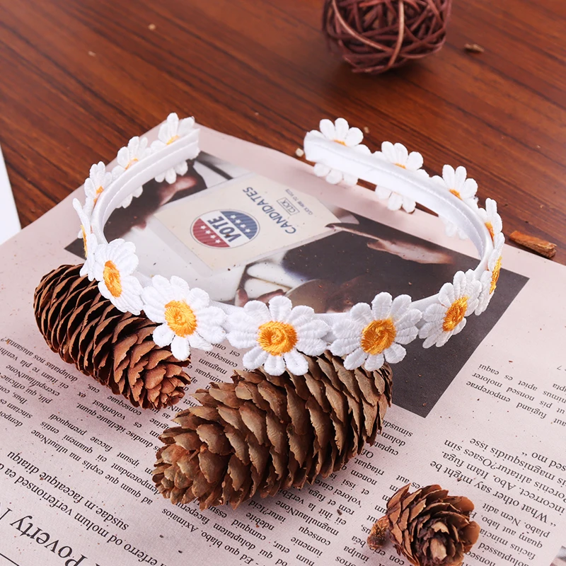 Boho Chic Candy Daisy Girls Hair Bands Women Solid Embroidery Flower Headbands Kids Chrysanthemum Headwear Hair Accessories star hair clips