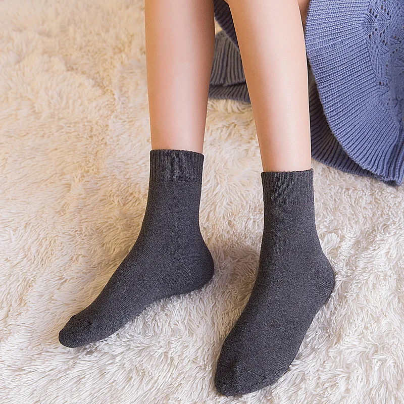 Womens Socks High Quality Women Fashion 2020 Korean Style Women Socks Girl Lady Cute Cotton Causal Socks Candy Colors Socks