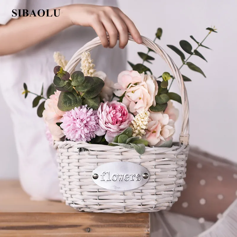 

Handmade Willow-made Flower Basket with Simulation Flower Pastoral Decoration Vases for Centerpieces for Weddings Hanging Vase