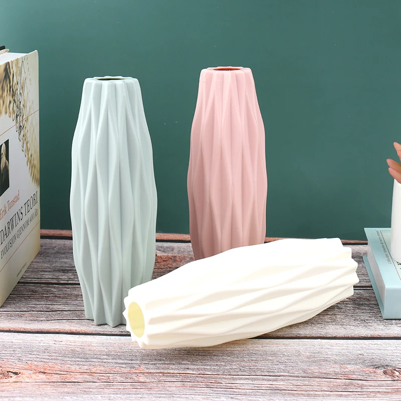 Decorative plastic vase
