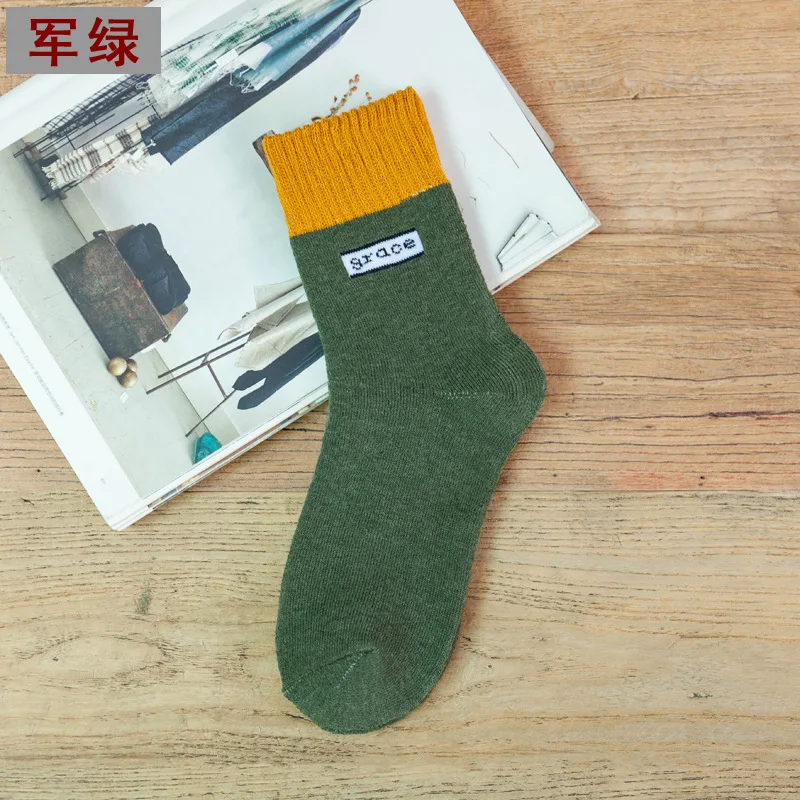 1pair New Winter Thick Warm Wool terry towel Women Sock Vintage Christmas grace Socks Colorful Gift winter Women's warm socks - Цвет: NAVY GREEN