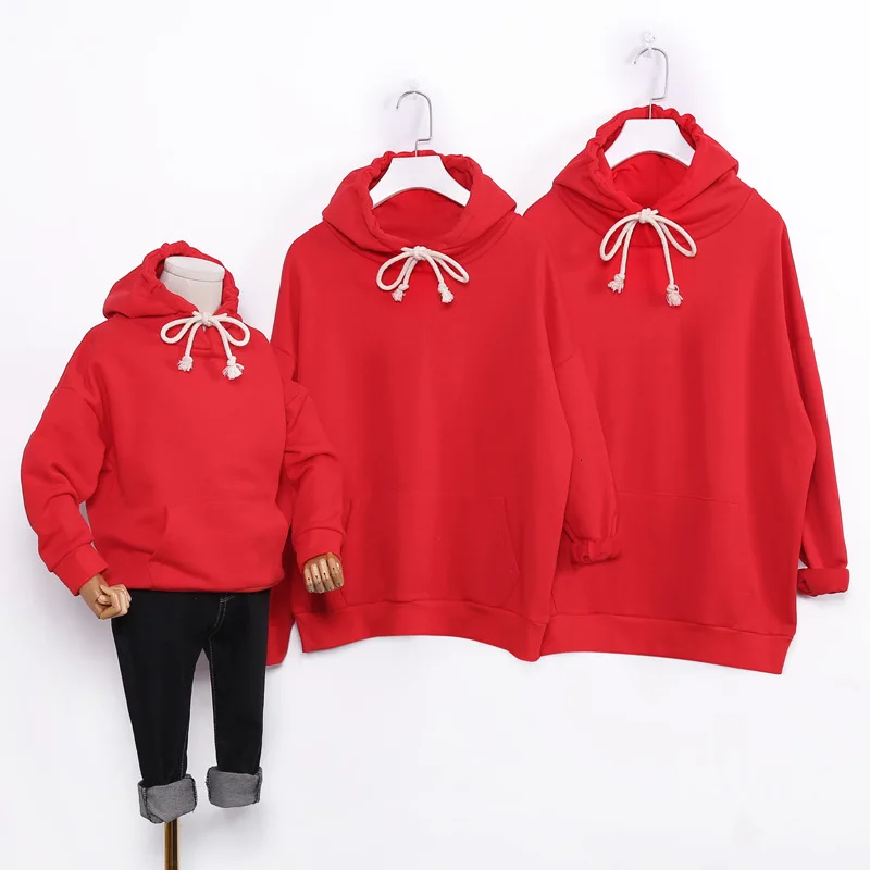red Новинка; одинаковые комплекты для семьи; детские толстовки для мамы, папы; однотонные толстовки «Мама и я»; Повседневная Верхняя одежда для всей семьи; костюмы для папы и сына - Цвет: red