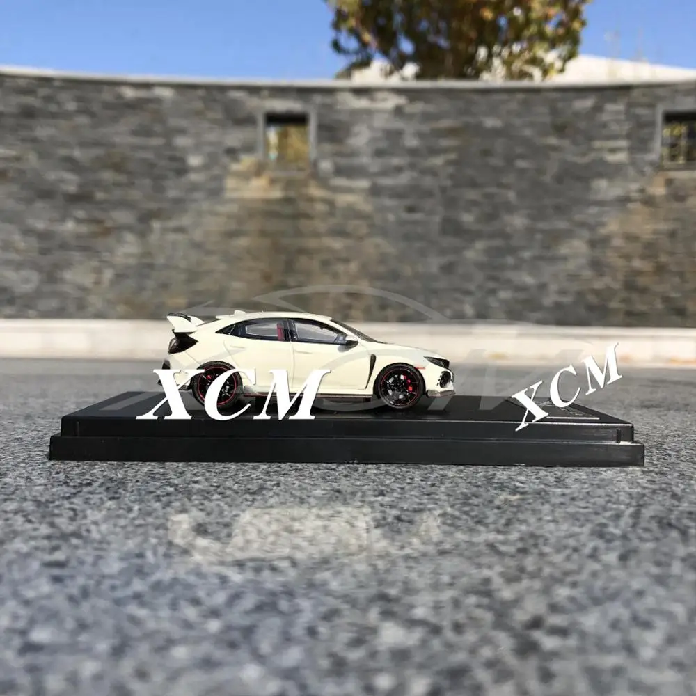 Литье под давлением модель автомобиля ЖК-дисплей модели для Тип-R 1: 64(белый)+ маленький подарок