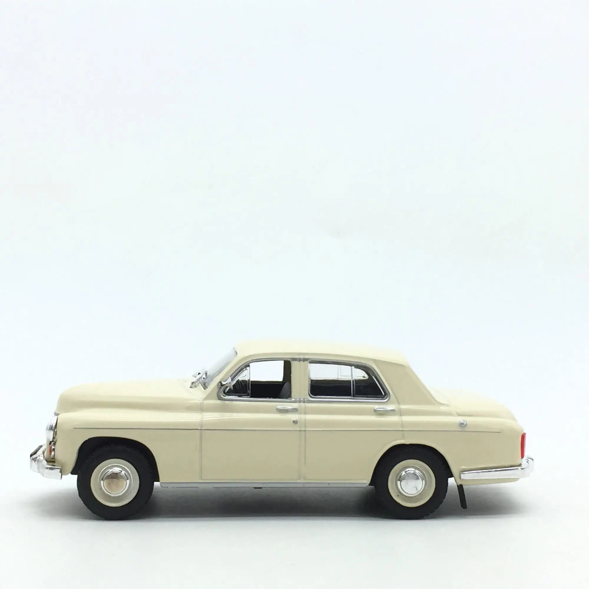 Редкие 1/43 новые специальные цены литой металл холодной войны Советская модель автомобиля длина 10 см домашний дисплей Коллекция игрушки для детей