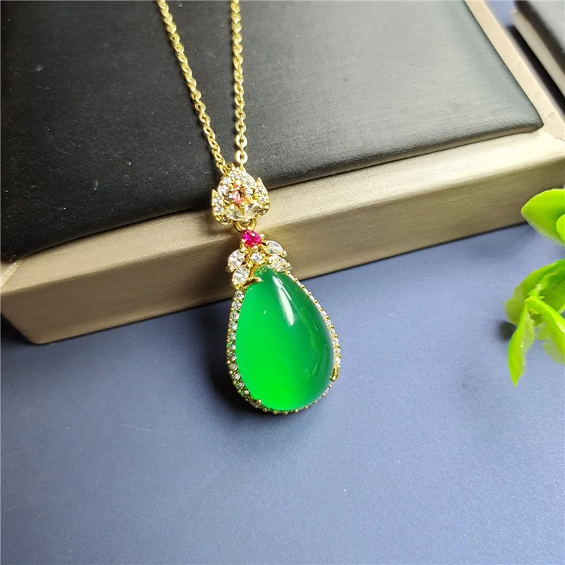 

Ожерелье с подвеской из натурального халцедона с инкрустацией из серебра 925 пробы Koraba