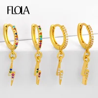 FLOLA CZ circonita con color de arco iris rayo pendientes para las mujeres de cristal Multicolor pequeña gota pendientes lindo joyas llenas de oro erst38