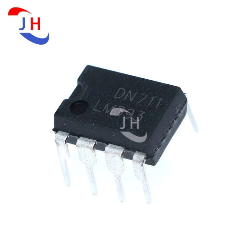 

10PCS The LM393N LM393P Low-power Voltage Comparator is Inserted Directly Into DIP-8 A large Number of Chips Are in Stock