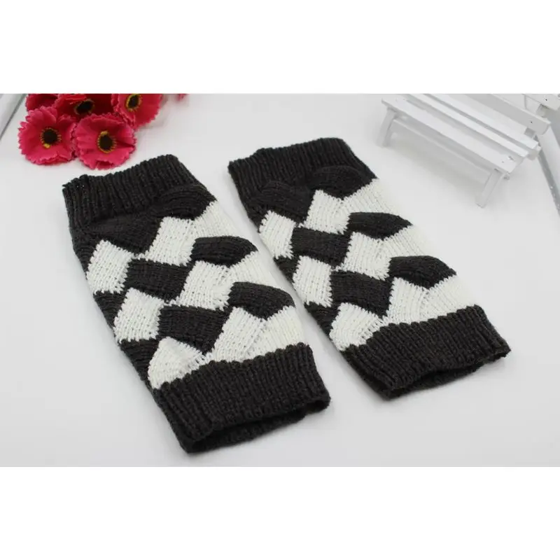 Women Men Contrast Color Short Fingerless Gloves Twist Rhombus Crochet Chunky Knit Arm Warmer Winter Mittens With Thumb Hole