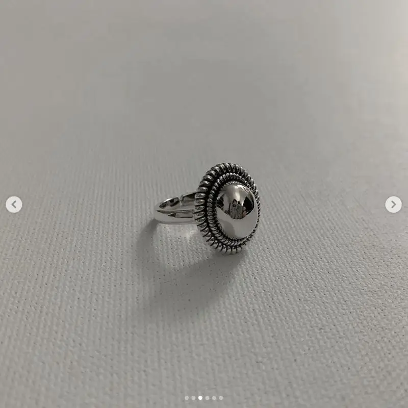 Silvology 925 Sterling Silver Oval Glossy Rings Vintage Twist Side Minimalist Japan Korea Rings for Women High Quality Jewelry