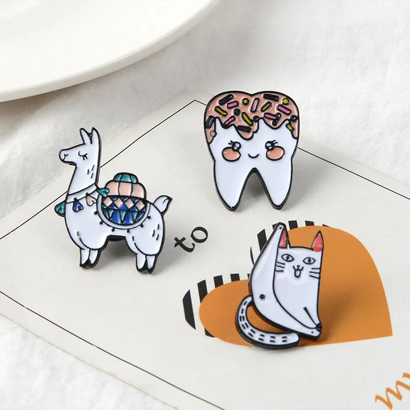 Kawaii мультфильм животное Эмаль Булавка дети из альпаки овечий симпатичный значок Бабочка застежка подарок свитер нагрудные сумки украшения унисекс ювелирные изделия