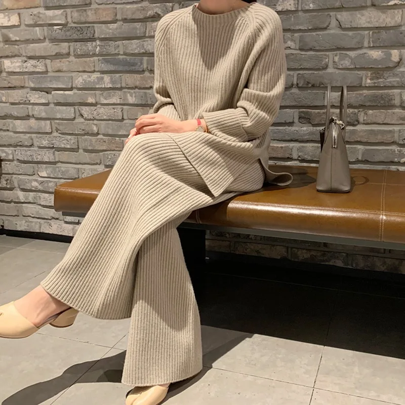 2020  for Autumn and Winter Western Style Sweater
