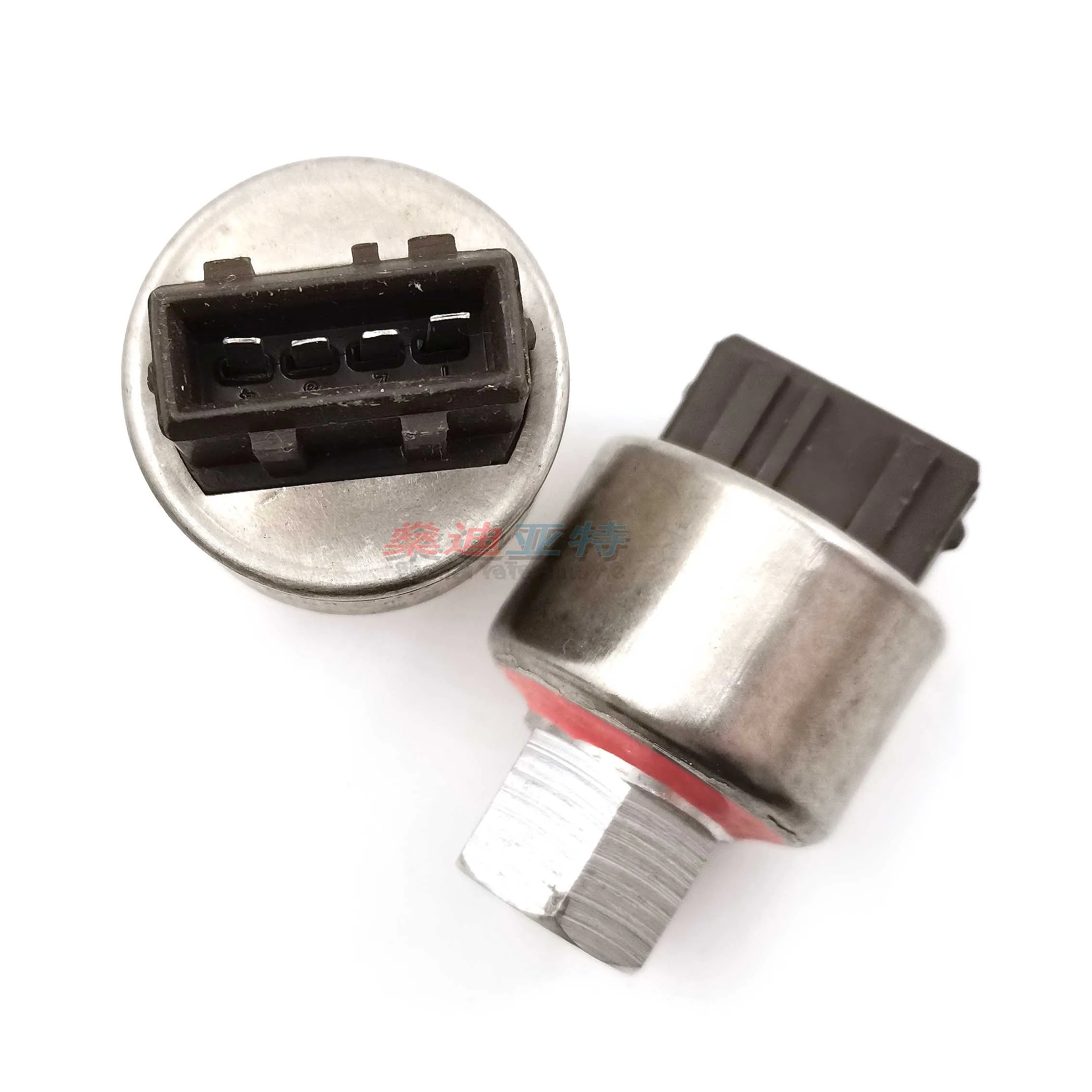 He09315b25fa84134b98a6cd228871