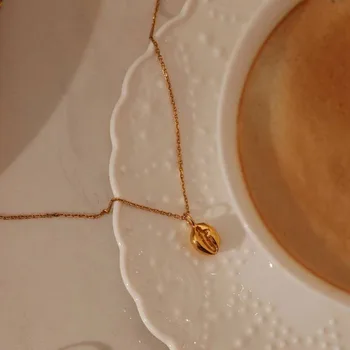 

2020 New Arrival Women's Fashion Jewelry Accessories Shell Pendant Necklace Choker Gold Plating Chain Vintage Necklace Statement