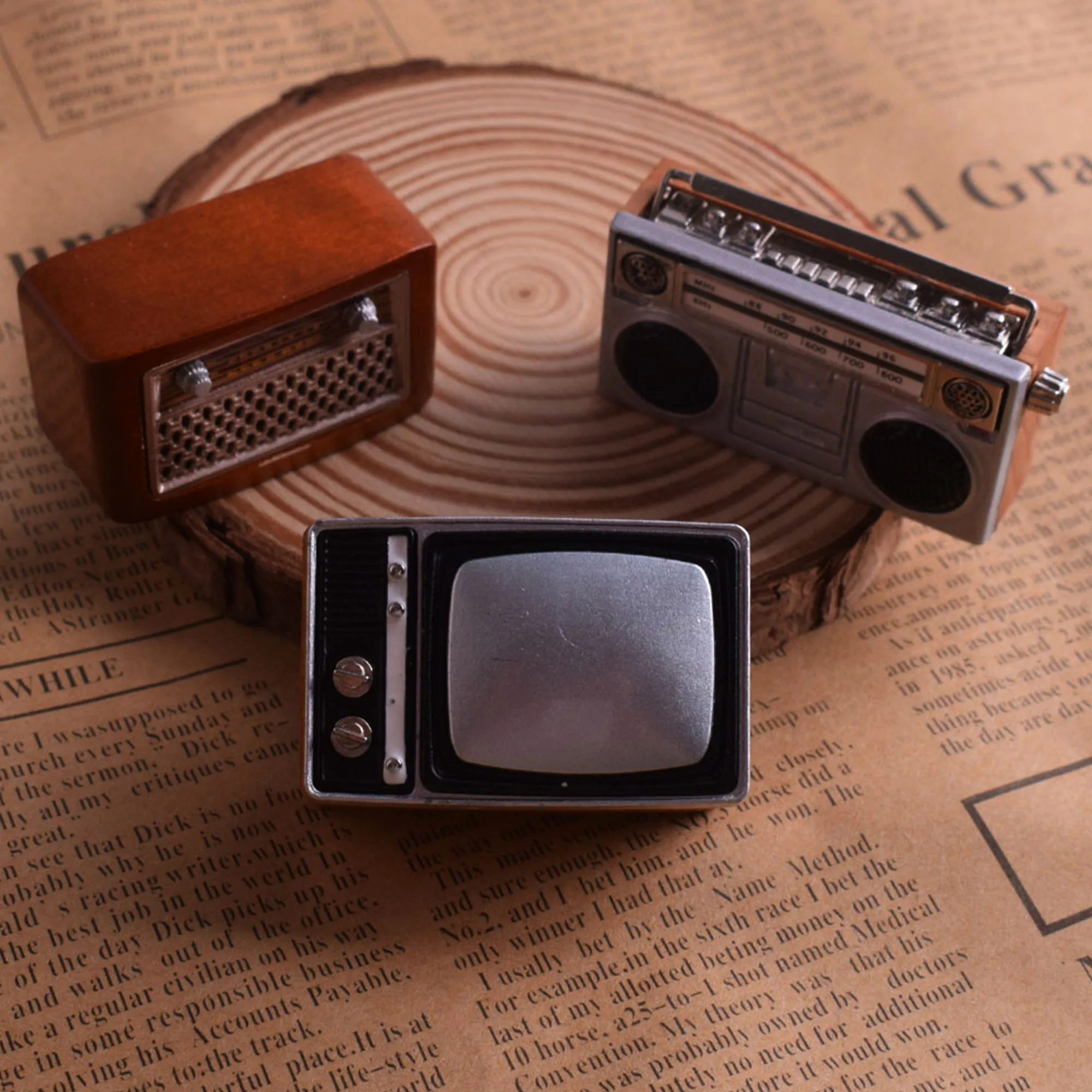 Radio Tv Vintage In Miniatura Record Radio Tv In Legno E Metallo Set Mobili Per Case Delle Bambole Retrò Scala 1:12 Soggiorno 1/3Pcs