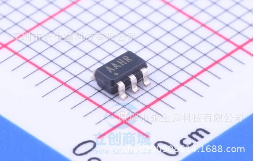 MAX8880EUT T SOT23-6 200MA AAHR