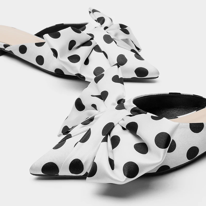 2020 Summer New Pointed Toe Baotou Half Slippers Polka Dot Bow Flat Heel Slipper