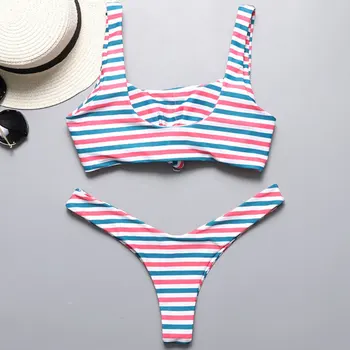 

Female sexy striped split triangle bikini swimsuit spring and summer beach vacation swimming