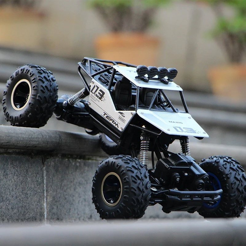 1:16 4WD Радиоуправляемый автомобиль четыре колеса для альпинизма грязный велосипед Багги радио 2,4G пульт дистанционного управления высокоскоростной гоночный автомобиль модель игрушки для детей - Цвет: White