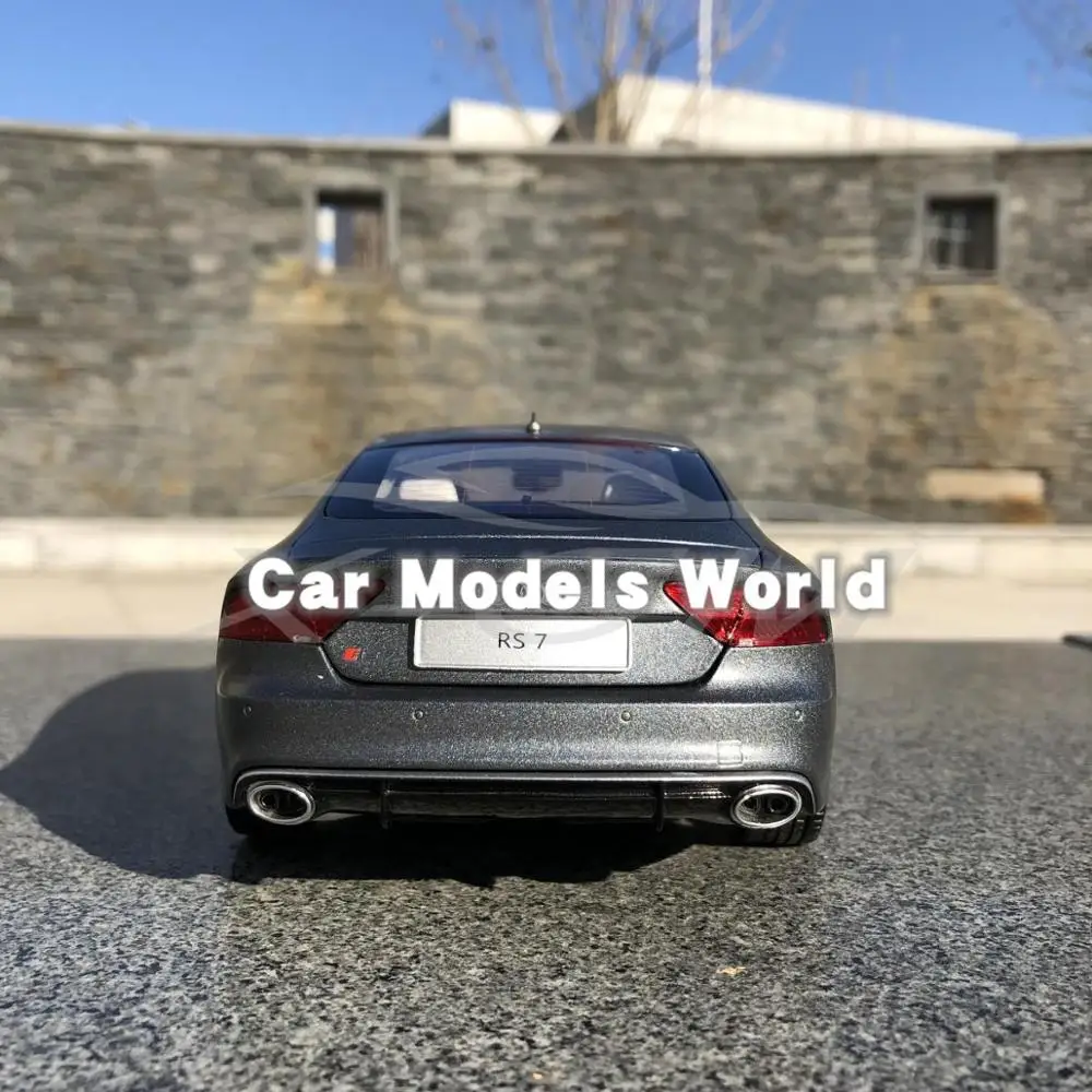 Модель литая автомобиля для KengFai RS7 2016 (серый) 1:18 + небольшой подарок!|Наземный