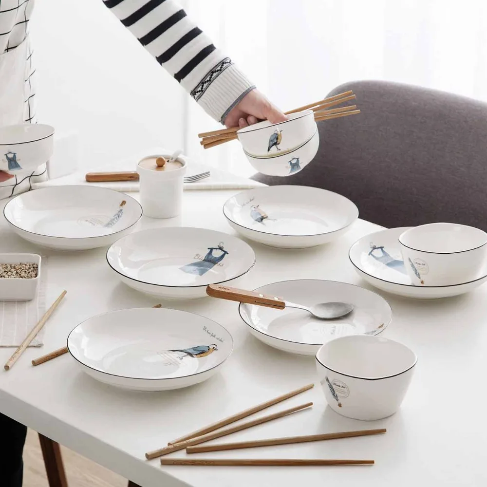 1PC Round Ceramics Western Plate European Style Breakfast Dish Plate Creative Household Tableware White Dish Tray