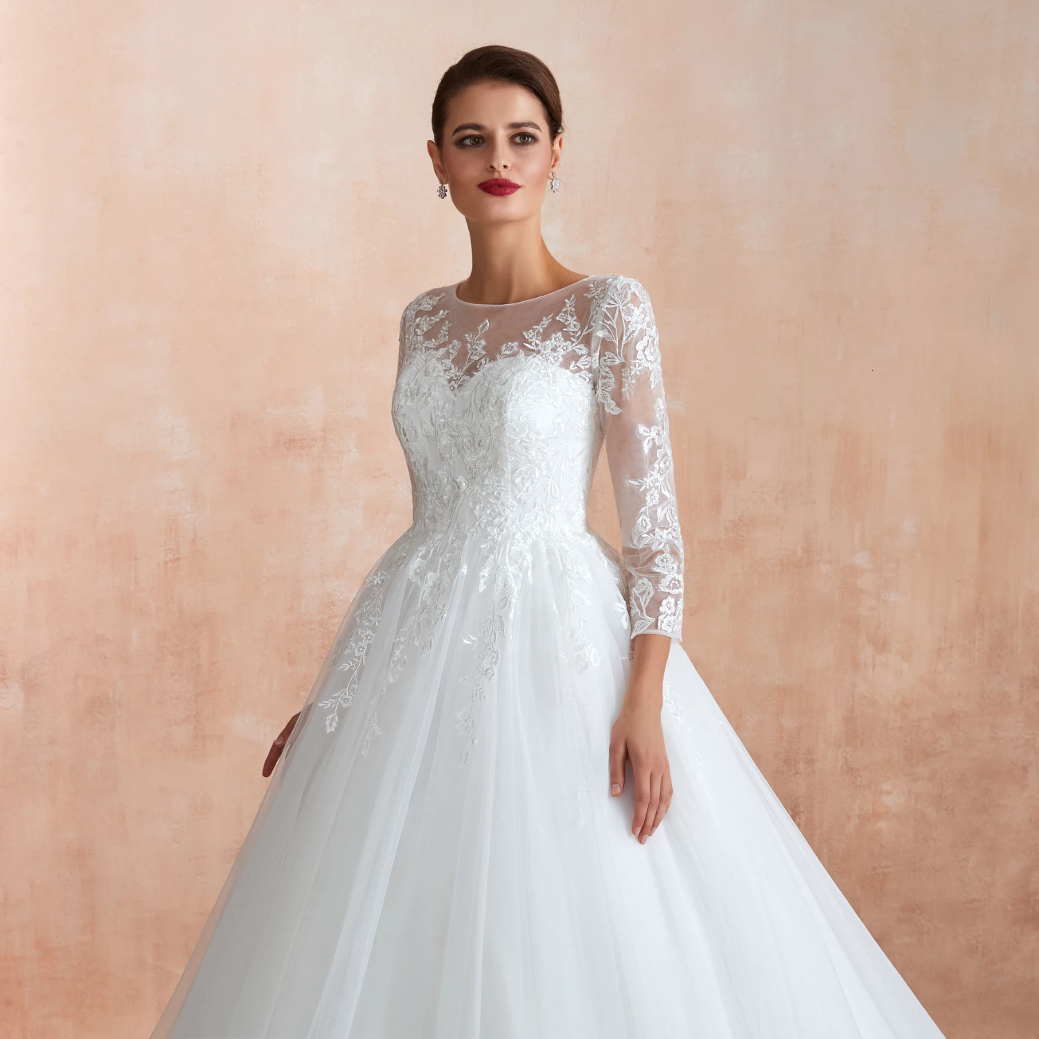 Vivian's Bridal Новое кружевное свадебное платье трапециевидной формы с аппликацией винтажное свадебное платье на пуговицах сзади со шлейфом
