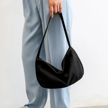 

2020 new simple and fashionable canvas bag female shoulder bag shoulder student bag female Japanese messenger bag wholesale