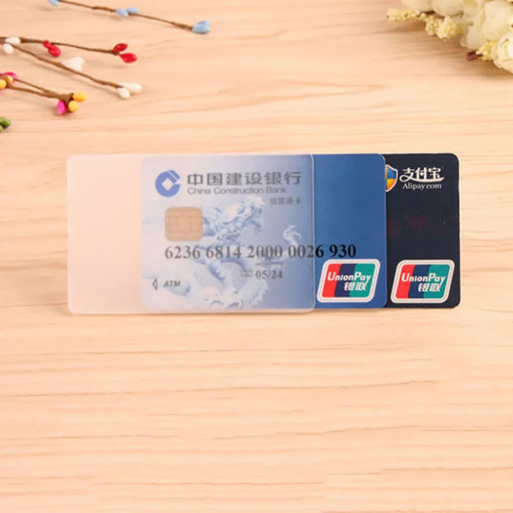 268170_no-logo_268170-4-04