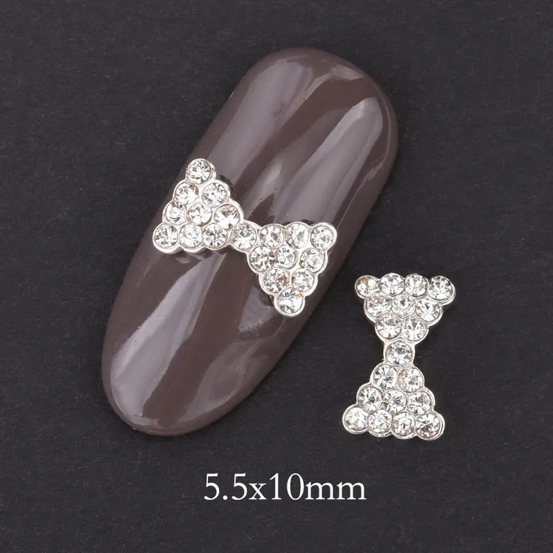10pcs3D Шарм для ногтей сверкающие стразы жемчужины для дизайна ногтей дизайн серебряный сплав DIY галстук-бабочка для ногтей орнамент QB019-021 - Цвет: QB021