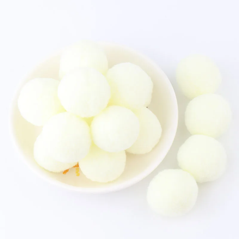 10 light yellow Большой помпон мягкий круглый шар 30 мм многоцветный помпон 3 см пушистый помпон для детей DIY Одежда ручной работы материалы 20 г - Цвет: 10 light yellow