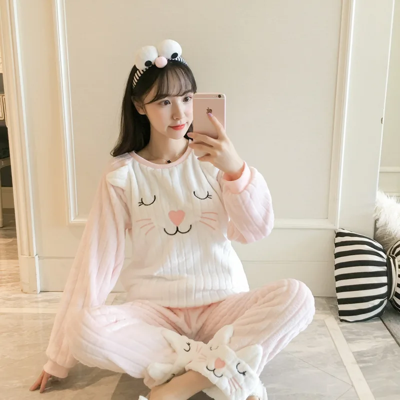 

Coral Velvet Pajamas Women's Winter Korean-style Students Thick Warm Flannel Sweet Cute Cat Ear Set Home Wear