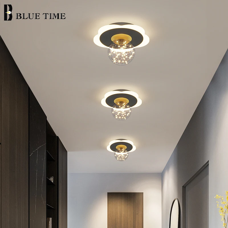 Рисунок 3 - Современный простой потолочный