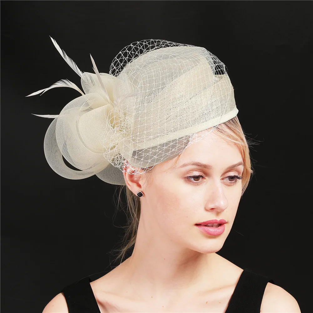 Бежевый Шляпка-чародей Millinery для свадебного платья, женская красивая винтажная шляпка с перьями и цветами Sinamay, черные и красные шляпы - Цвет: Бежевый