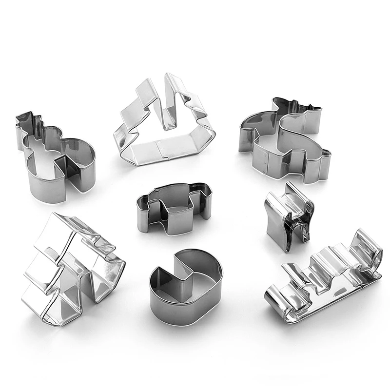 8pcs 3D Christmas Cookie Cutter Stainless Steel Cut Candy Biscuit Mold Cooking Tools DIY Christmas Decorations For Home New Year