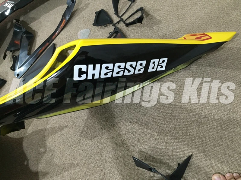 4 подарки литья под давлением ABS Полный обтекатели комплект Подходит для Honda CBR1000RR cbr1000 04 05 2004 2005 тела набор желтый