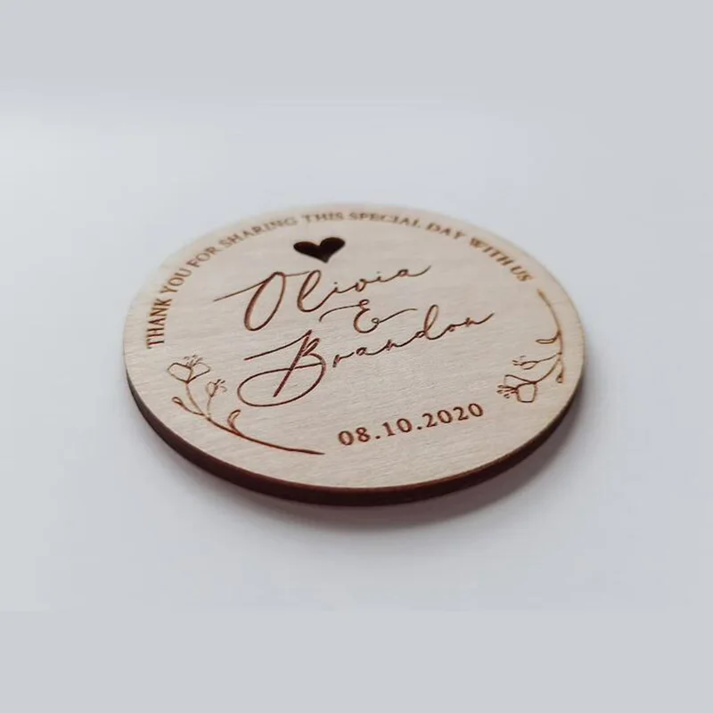 DIY Handmade Gift,Wooden Wedding Table Cards Personalized Wedding Favor Magnet Wedding favor Bride Groom Gift Save the Date